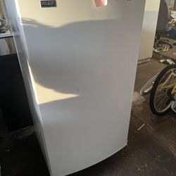 Maytag Upright Freezer 