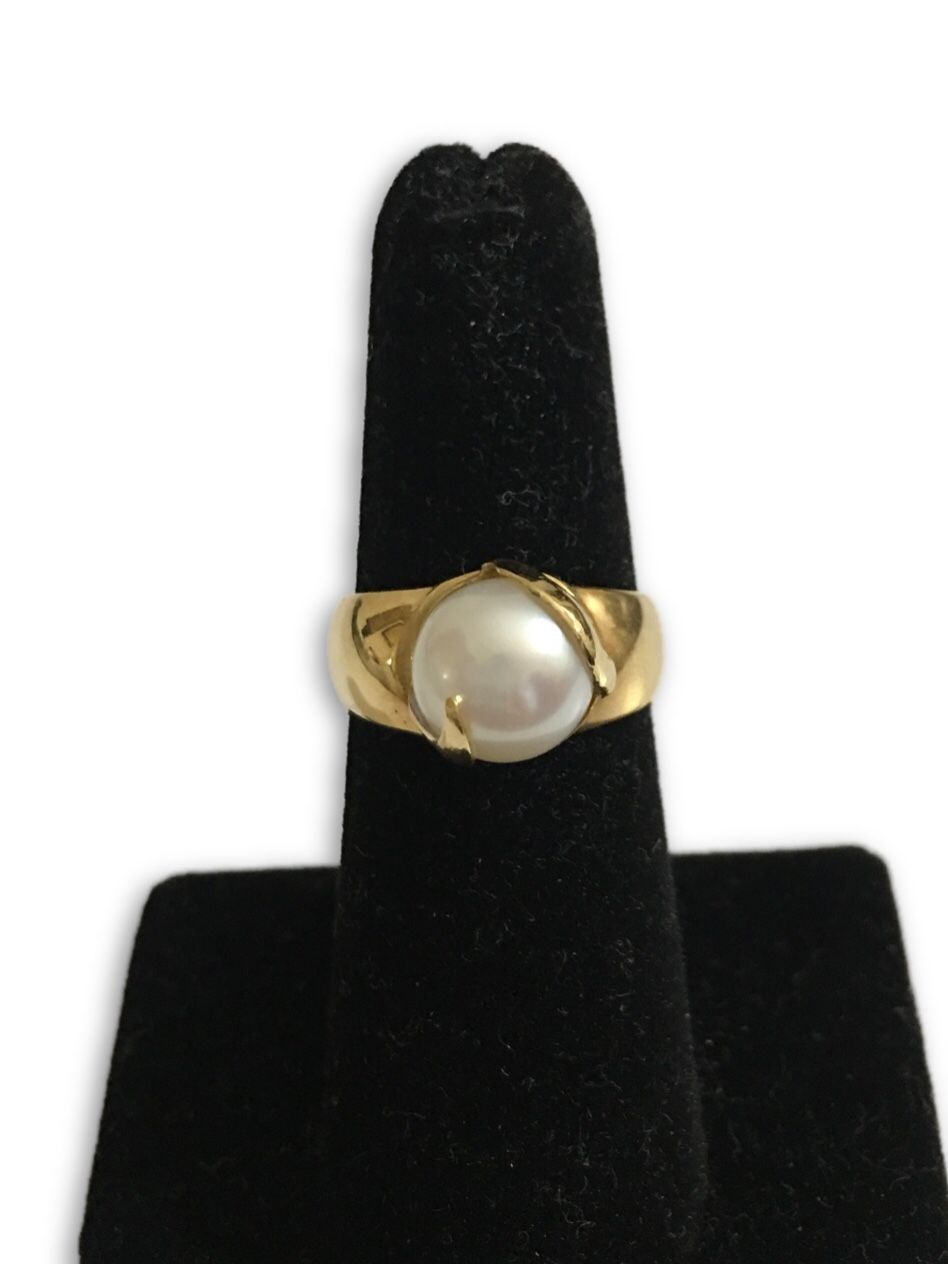 18k Pearl Ring
