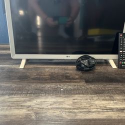 LG 28 Inch Smart TV. Great Condition. Comes With Remote And Cord.