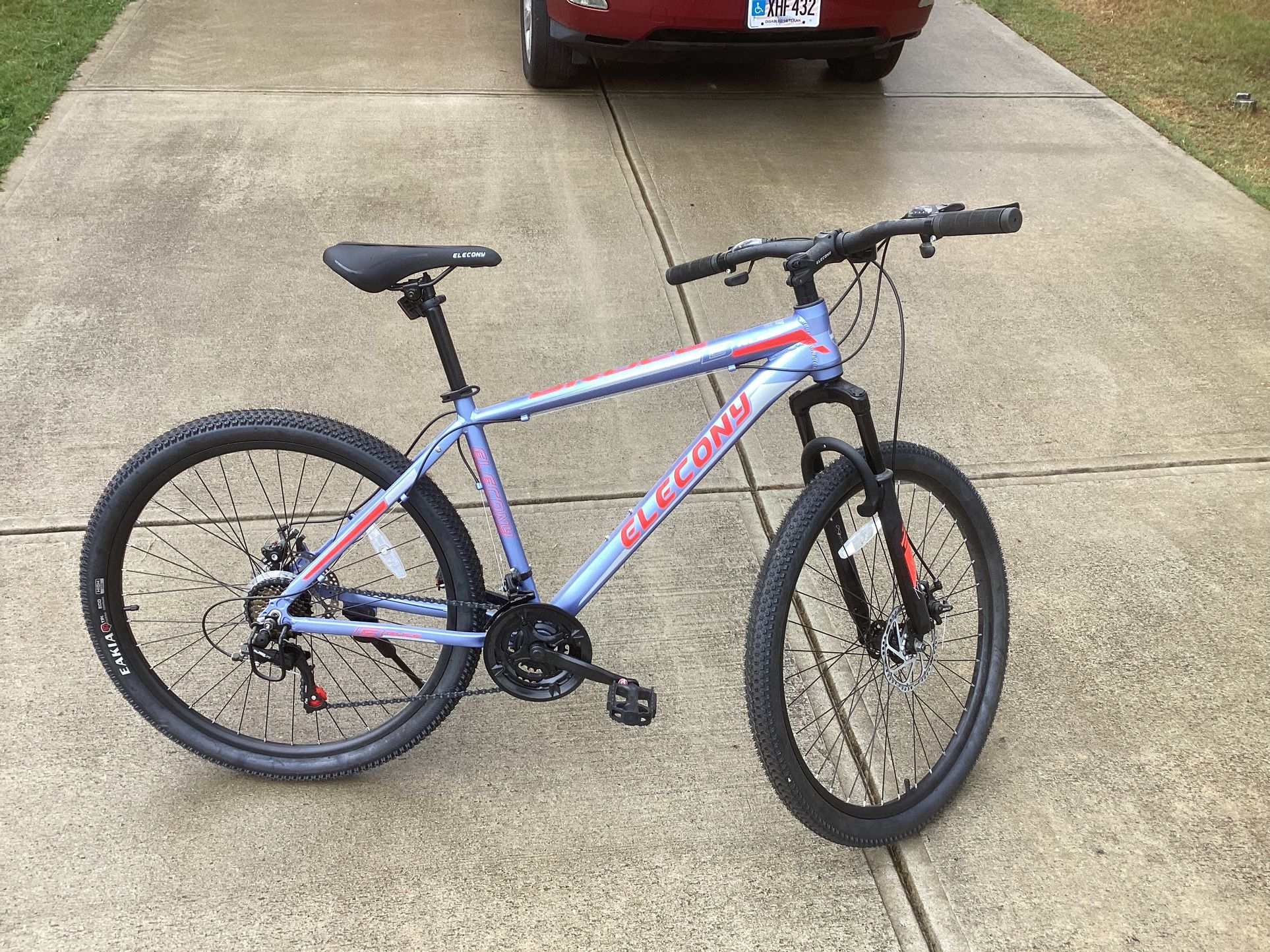(New) $100,  Mountain Bike. Perfect Condition