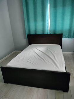 Full Size Bed with Drawers and Mattress
