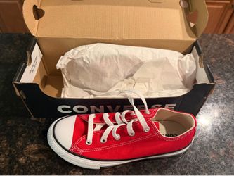 Red Converse Size 2 Kids (new in box)