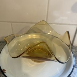 Vintage MCM Amber Handkerchief Ruffled Pinched Glass Bowl, Mid Century Decor Art