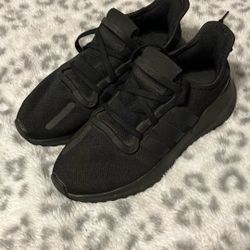 Women’s Adidas shoes