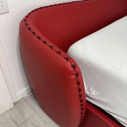 VITALI MICROFIBER LEATHER BED - RED King 