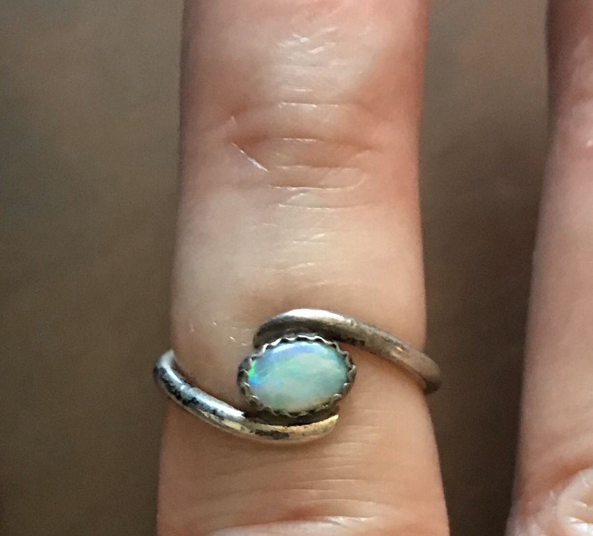 Sterling Silver Vintage Ring with Genuine Opal