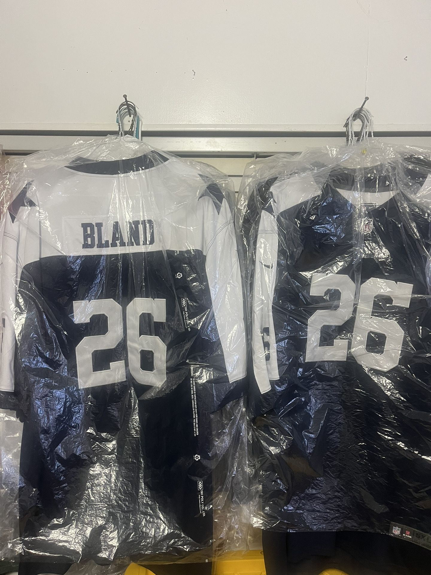 Cowboys Raiders Niners S.F. Giants A’s Dodgers 