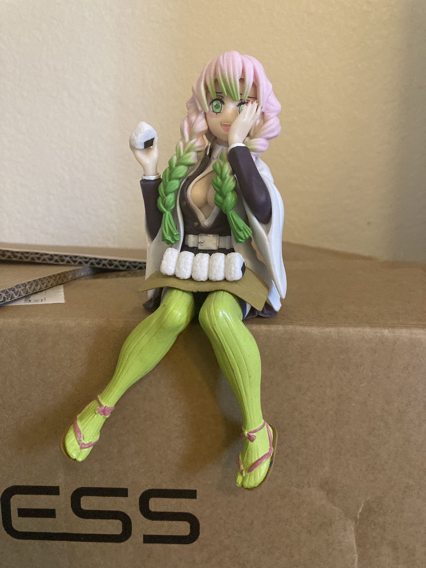 Mitsuri Kanroji Kanzaki Aoi Action Figure Eating Rice Balls Series Demon Figures Monster Slayer Ghost Slayer Collection Toys Car Desk Decor, Green+pin