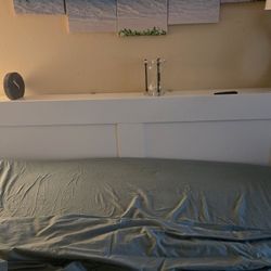 King Bed Set W/ Matress