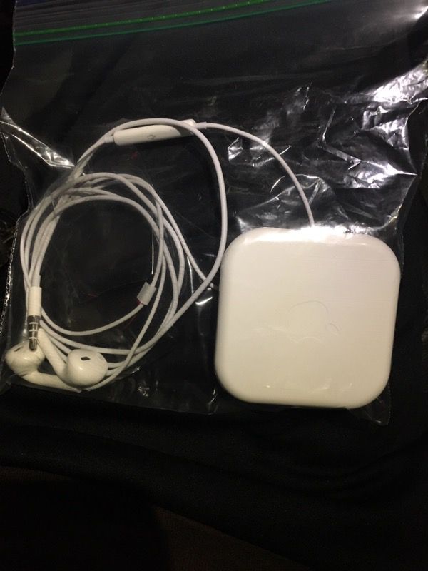 Apple Headphones Mic and Case