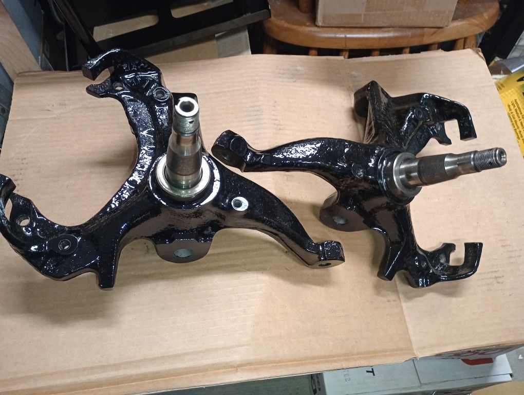 GM B Body spindles Powder Coated 