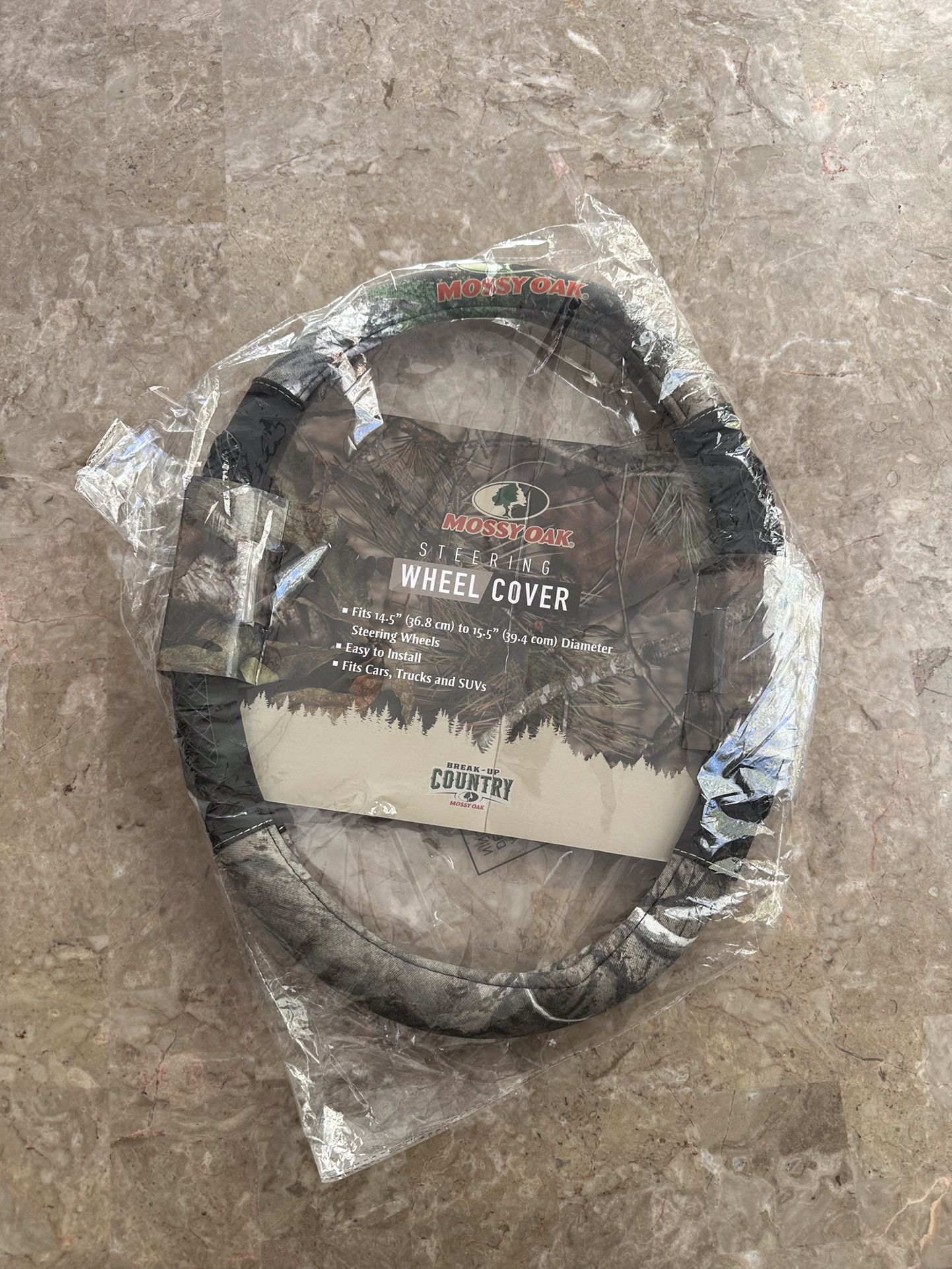 Mossy Oak Steering Wheel Covers for Car, Truck, and SUV, Full camouflage NWT