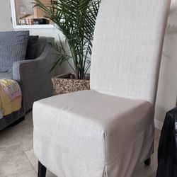6 Dining Room Chairs
