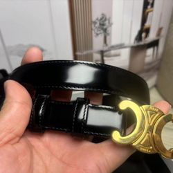 Women's Celine belt black leather and gold buckle size 85