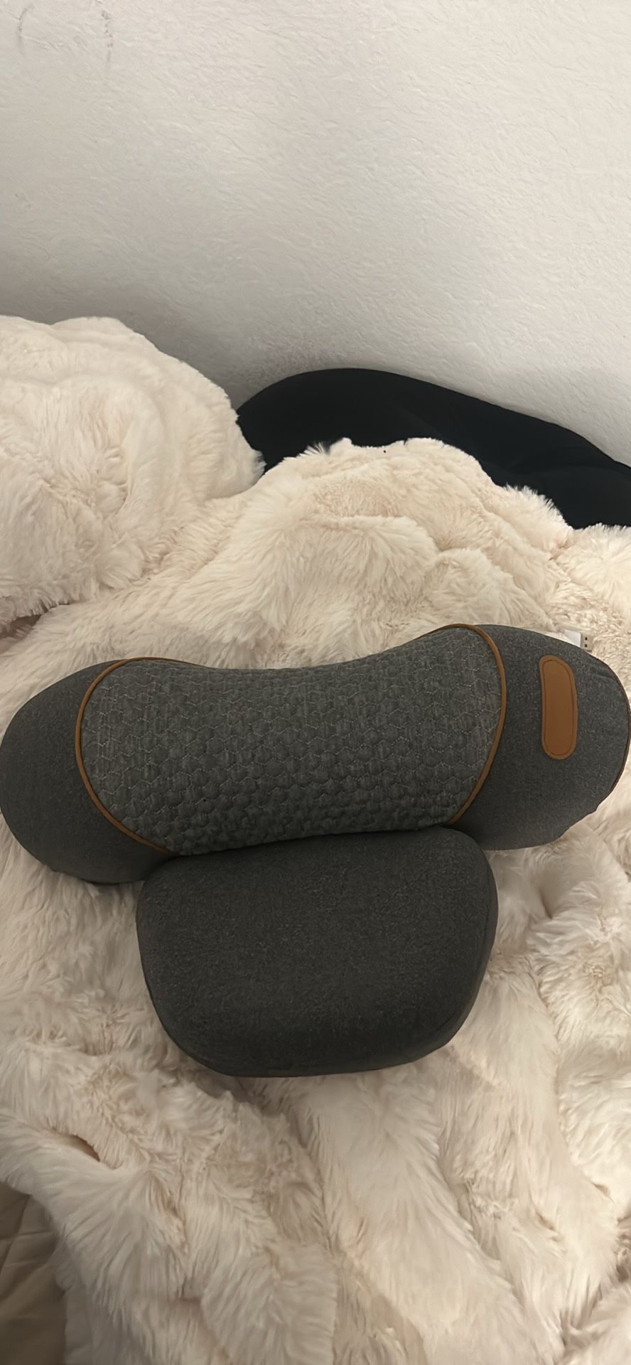 Massage Pillow with heat & vibration