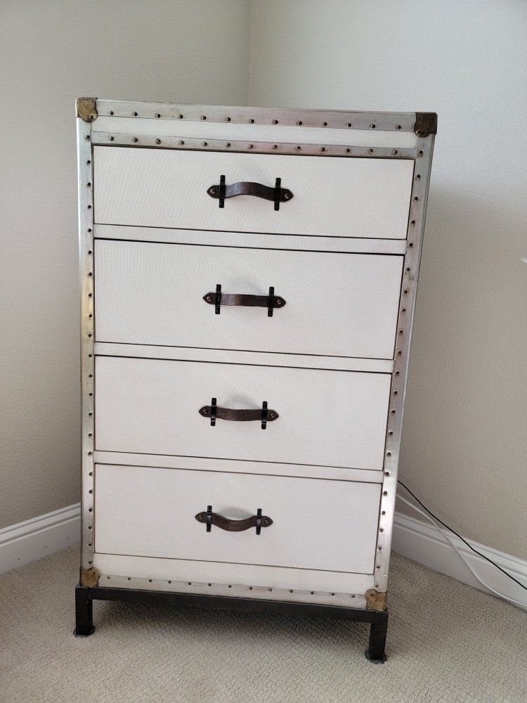 Pottery Barn Ludlow Trunk Set – Rustic Chic! Dresser + 2 Nightstands