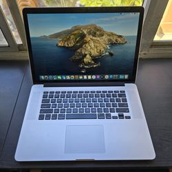 Apple Macbook Pro 15" - Like New