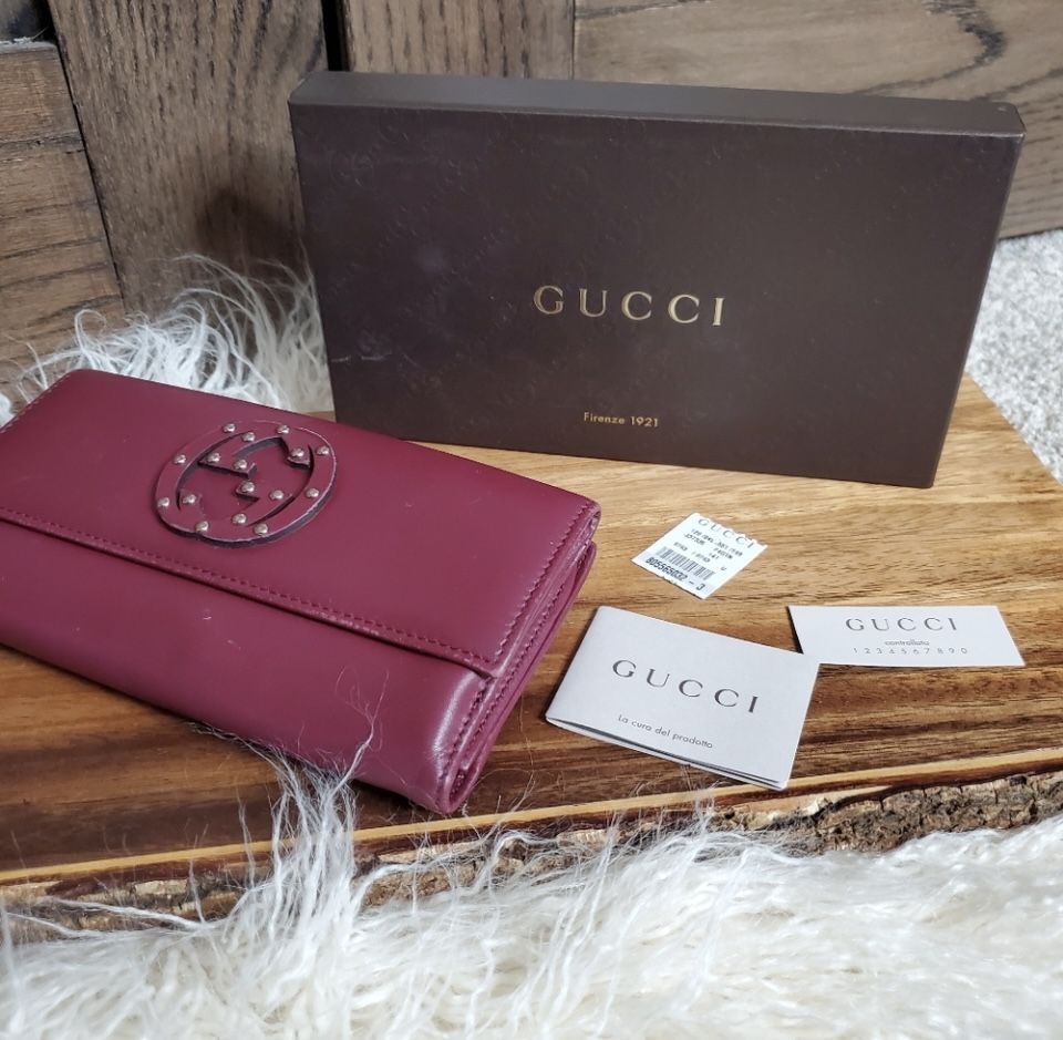 Gucci GG Studded Maroon Wallet 