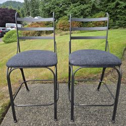 Counter Height Chairs