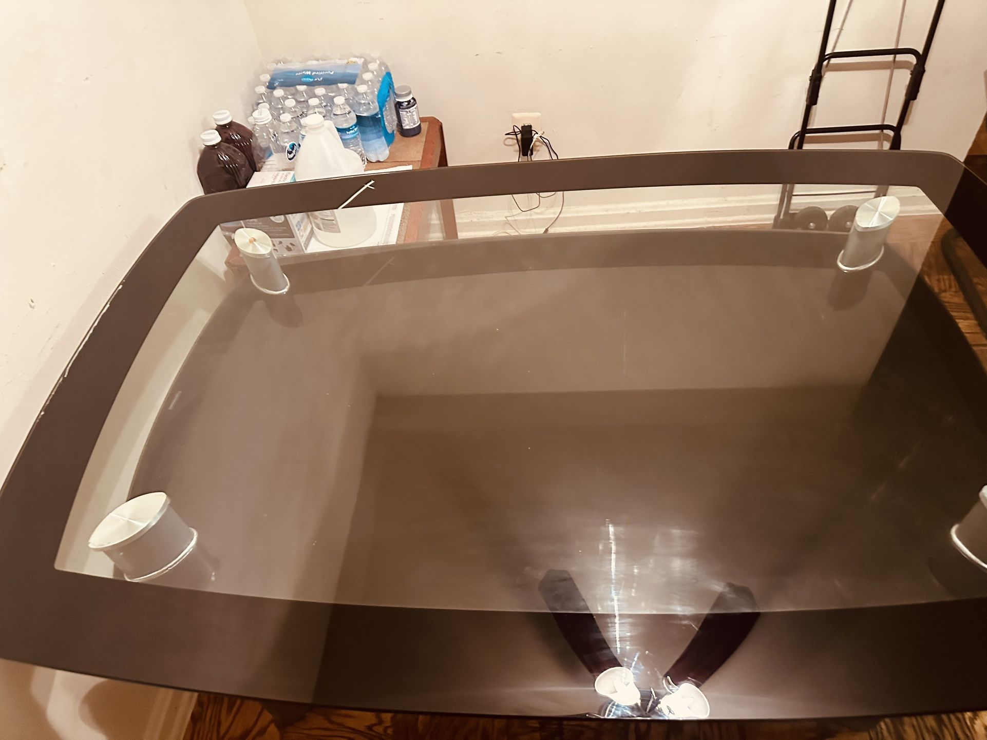 Se Vende Es Doble Mesa De Vidrio Se Puede Hacer Más Pequeña