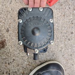 FLOJET Double Diaphragm Pump