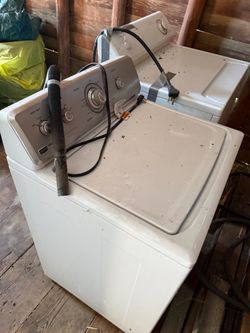 Maytag Washer and Dryer Set