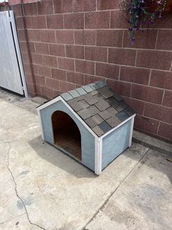 dog house