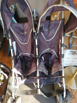 Twin stroller