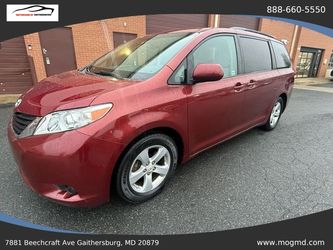 2012 Toyota Sienna