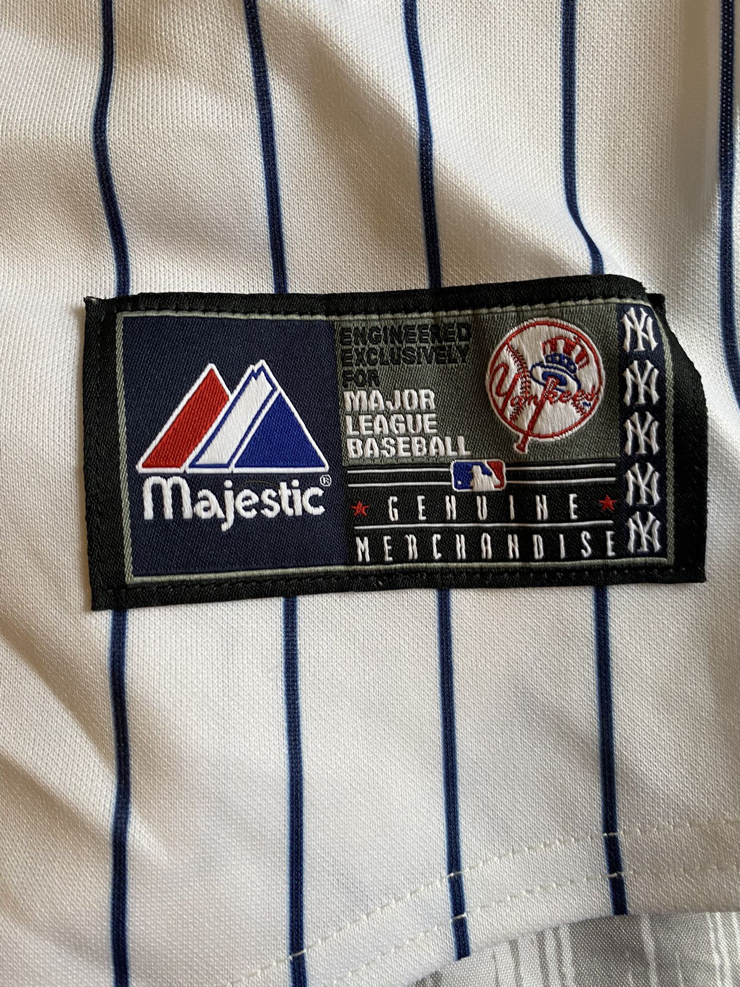 Baseball Jerseys Size 2XL Yankees And Cubs