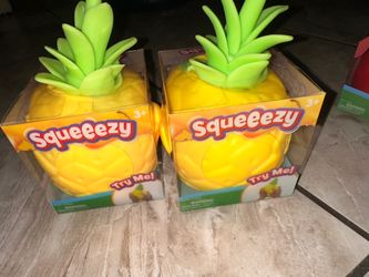 Pineapple squishy