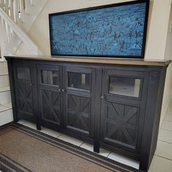 SOLID WOOD ENTERTAINMENT CENTER TV STAND DELIVERY AVAILABLE