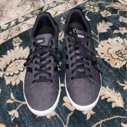 Adidas Sneakers
