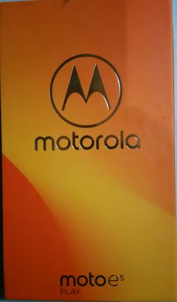 Motorola E Play Cell phone