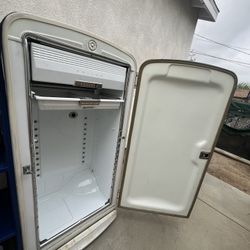 Original 40’s Philco Refrigerator