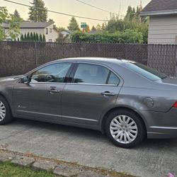 2010 Ford Fusion Hybrid SE