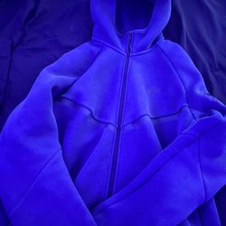 Navy Blue Nike Tech Fleece