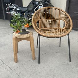 Vintage Bamboo Accent Chair And Stool / Side Table Or Plant Stand 