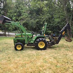 John Deere 770 Tractor 4WD-Loader-Backhoe