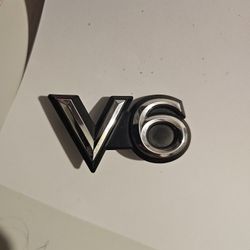 19-21Toyota Camry LE Rear Trunk Emblem