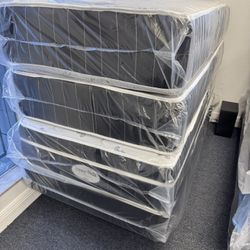 TWIN MATTRESS COLCHONES GRAND LIQUIDATION TAMPA AND PLANT CITY 