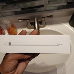 Apple Pen BRAND New STILL Sealed
