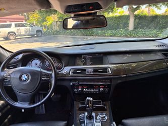 2009 BMW 750Li