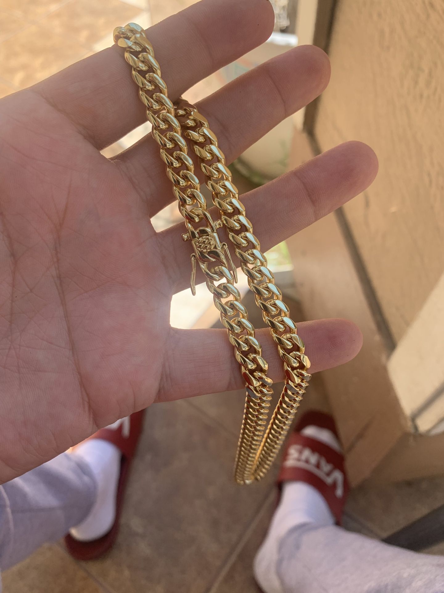 Cuban link choker