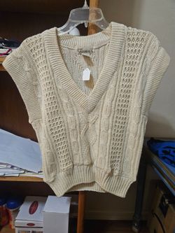 Just Naturals Cream Colored Small Knit Sweater Vintage