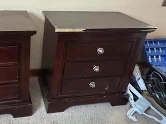 Dark Brown Wooden 3-Drawer Nightstand