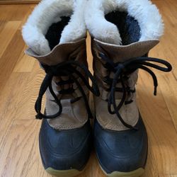 Lands End Girls Waterproof Insulated Snow Boots, Navy Rubber/ Brown Suede Sz 3