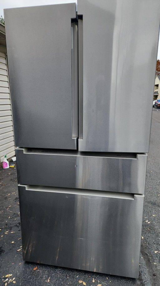 Bosch 800 Series French Door Bottom Mount Refrigerator