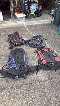 Four Arc’teryx 🎒 Backpacks