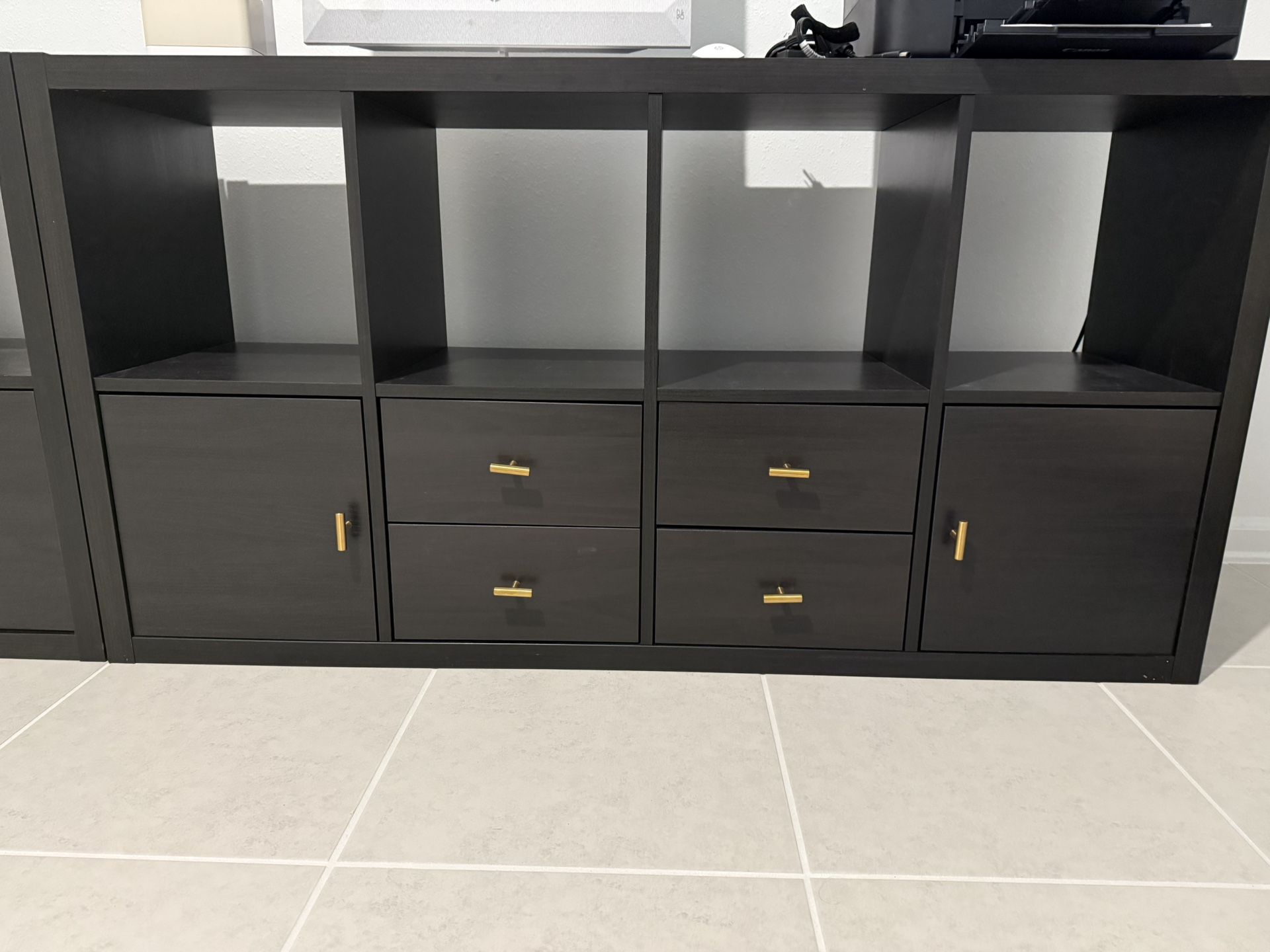 Bookshelves - Open And Closed Storage